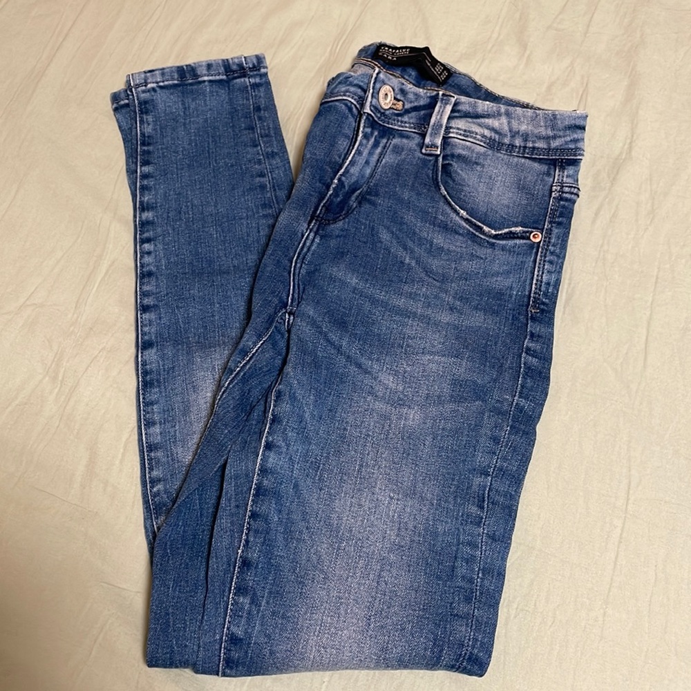 ZARA SKINNY JEANS // SIZE 2